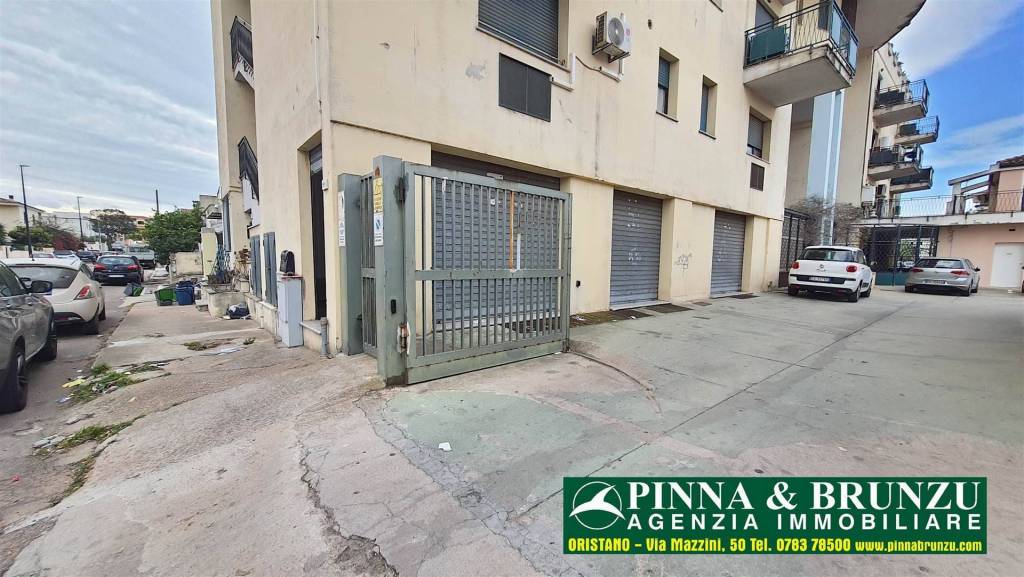 Garage in vendita a Olbia via Benevento, 66