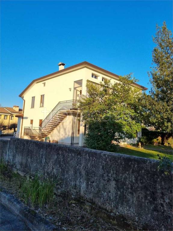 Villa Bifamiliare in vendita a Pieve di Soligo
