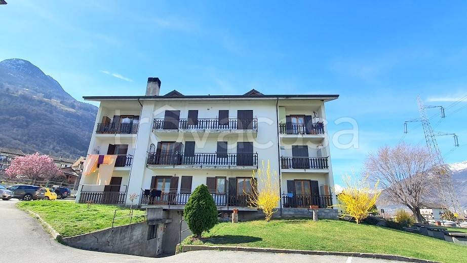 Appartamento in vendita a Pollein località saint-benin, 31