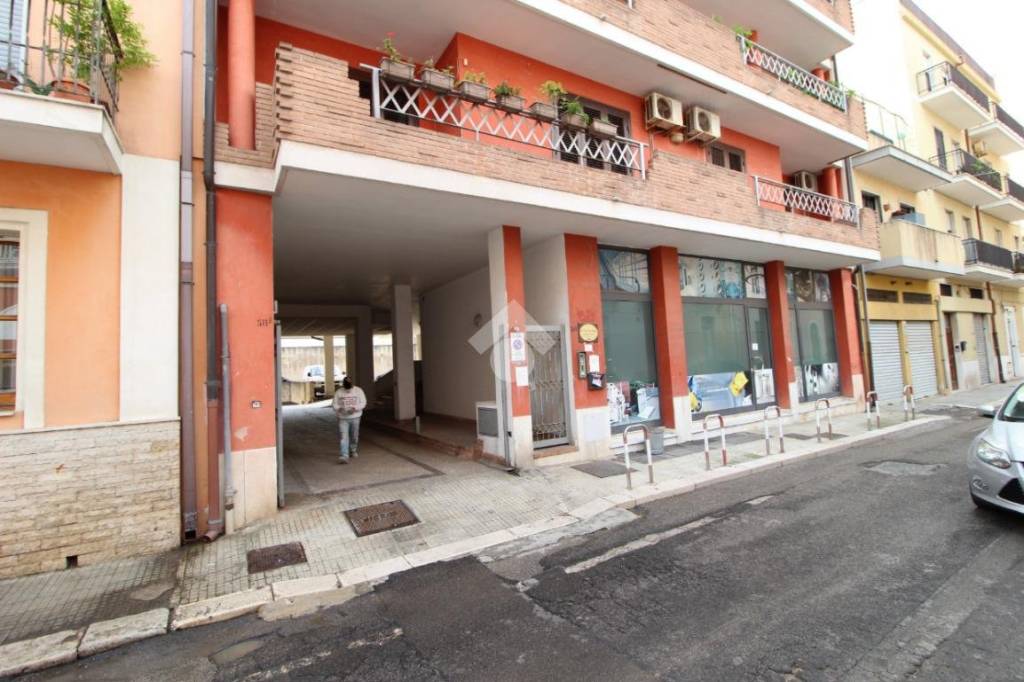 Appartamento in affitto a Brindisi via Taranto, 50