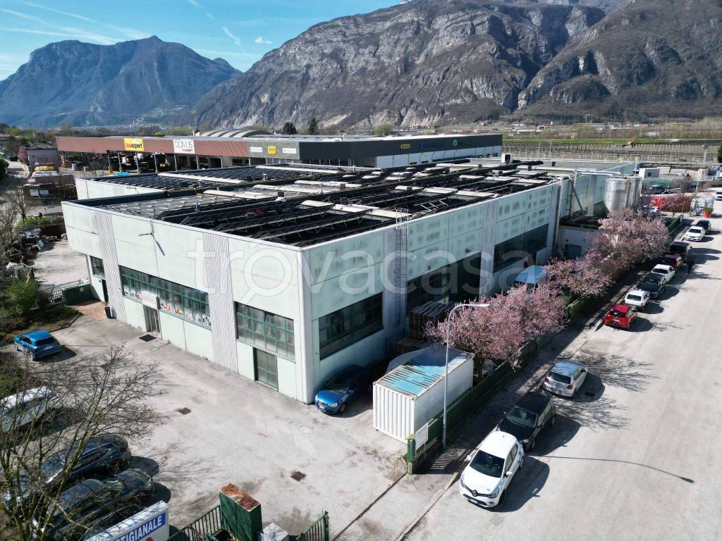 Capannone Industriale in vendita a Trento via della Cooperazione