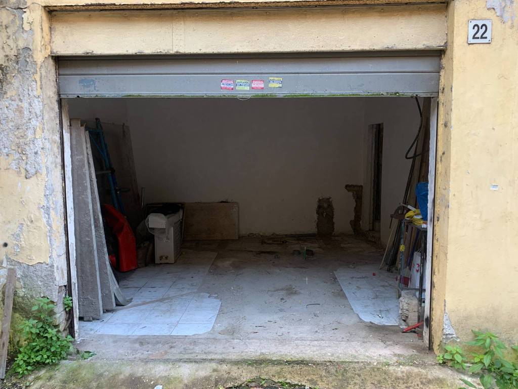 Garage in vendita a Roma via Luigi Ferdinando Marsigli, 22