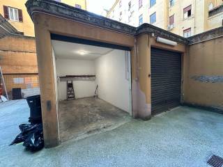 Garage in affitto a roma via torquato tasso, 35b