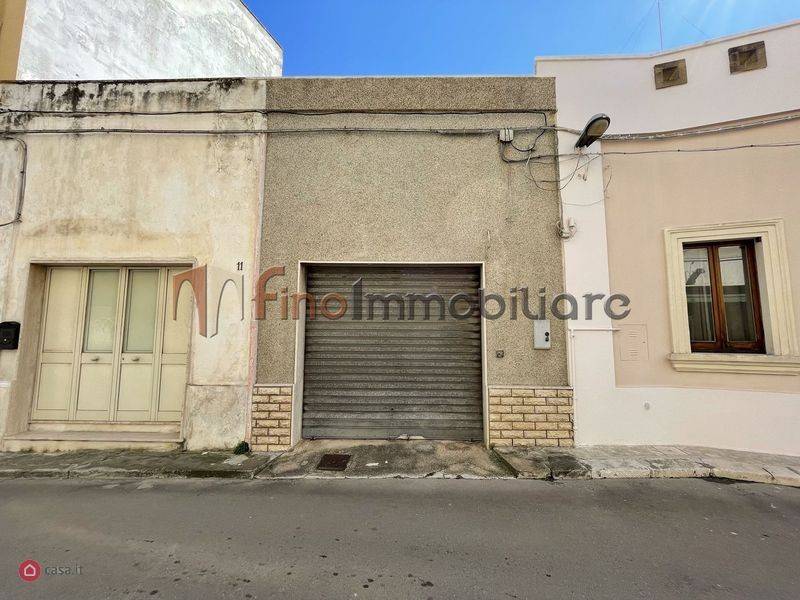 Garage in vendita a San Pietro Vernotico via Cairoli 11