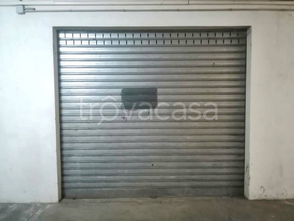 Garage in vendita a Locorotondo via Alcide De Gasperi