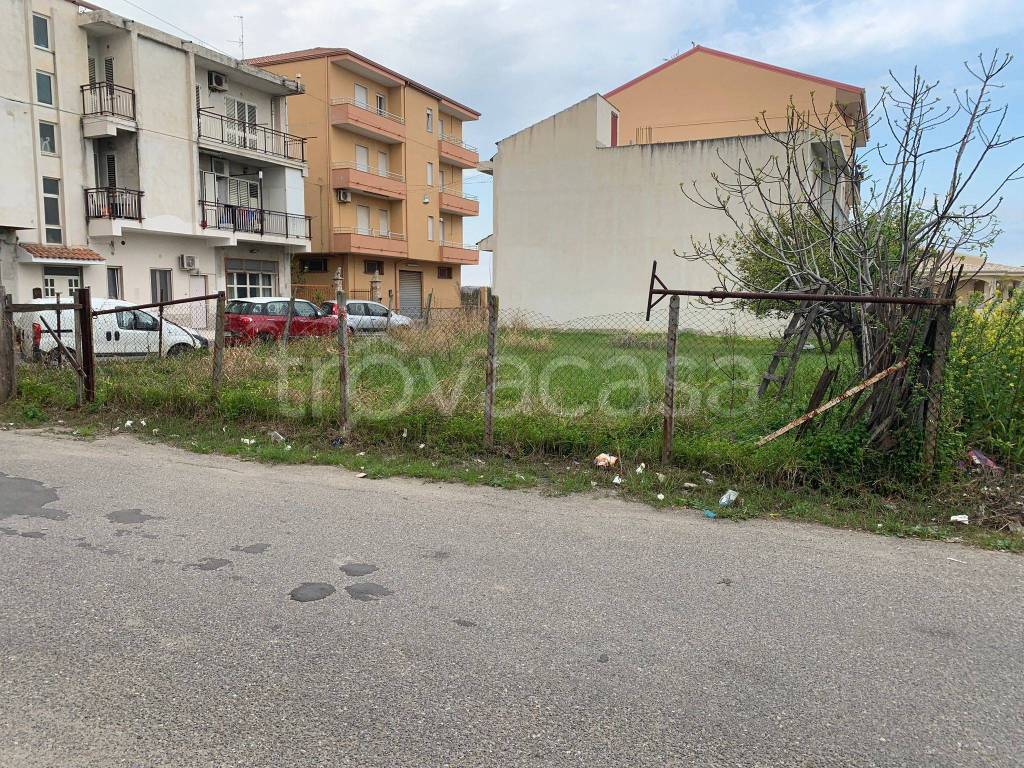 Terreno Residenziale in vendita a Cirò Marina via Scalaretto
