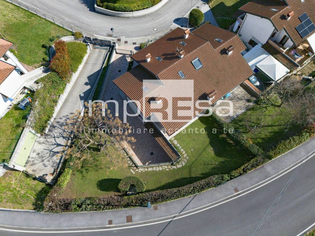 Villa Bifamiliare in vendita a Tarzo via vivaldi