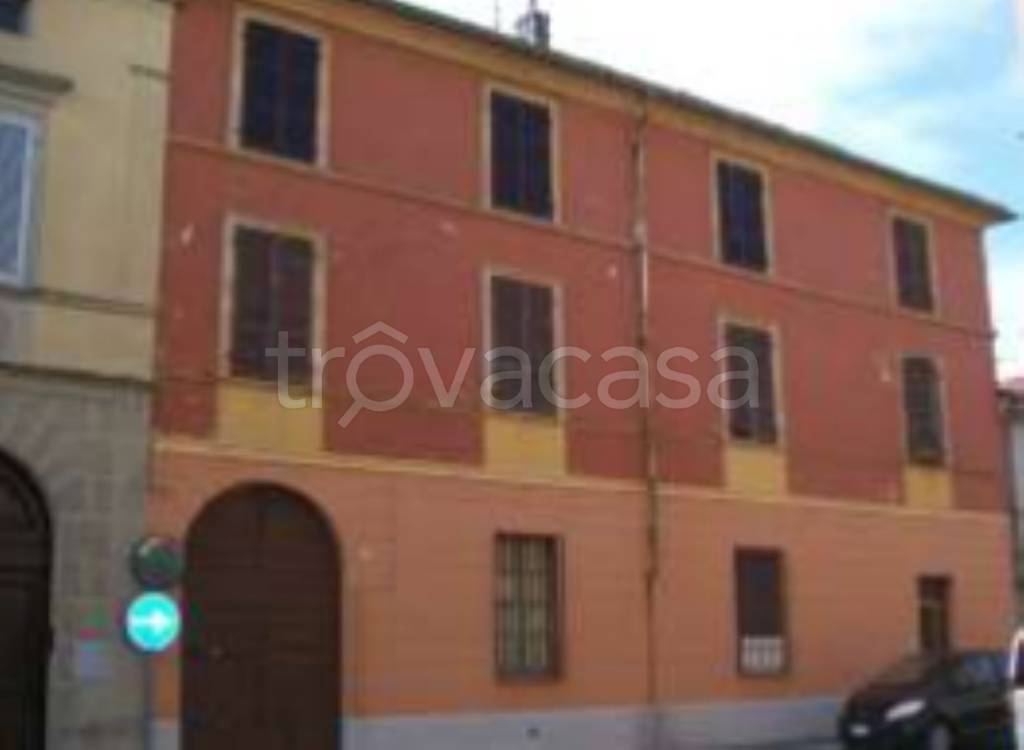 Garage in vendita a Monticelli d'Ongina via Nino Bixio, 35