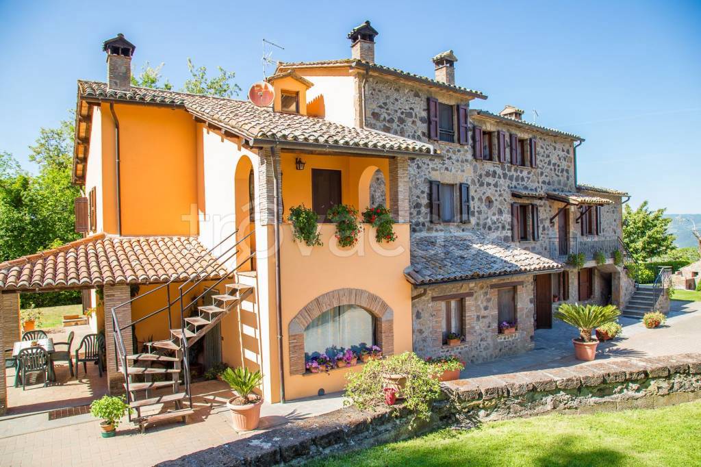 Casale in vendita a Orvieto località Tamburino