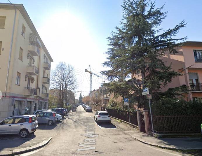 Appartamento in affitto a Parma via Antonio Gallenga