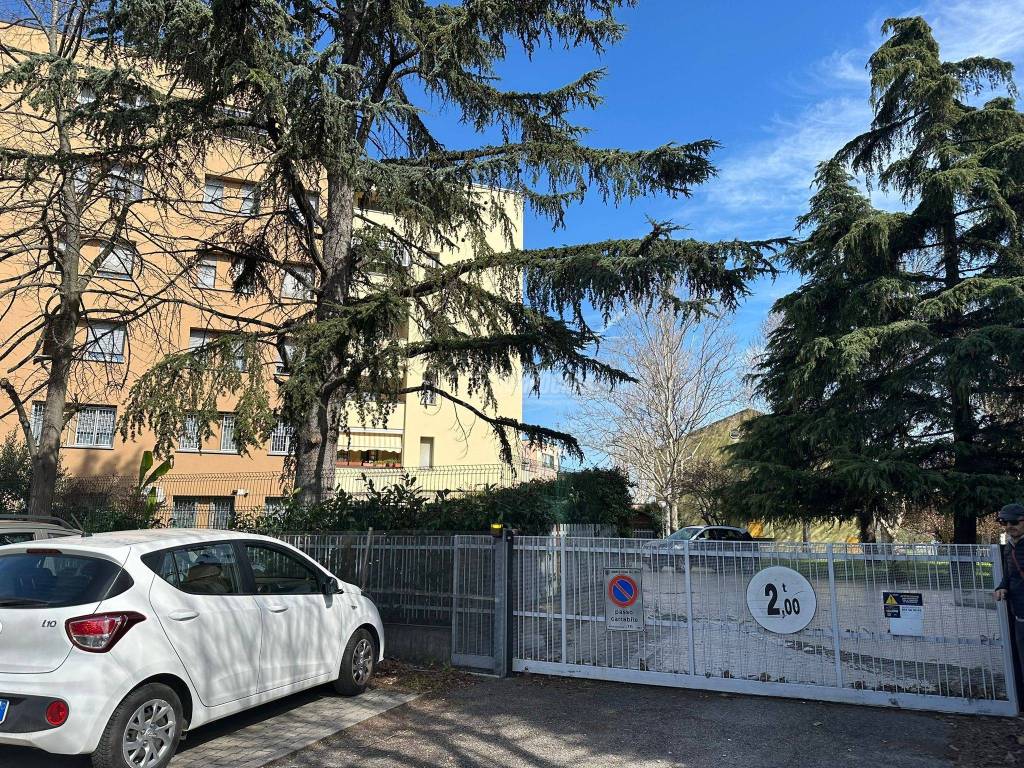 Posto Auto in vendita a Ozzano dell'Emilia via Giuseppe Mazzini