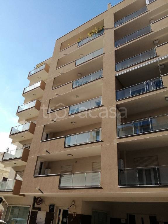 Appartamento in in affitto da privato a Reggio di Calabria via Possidonea, 10