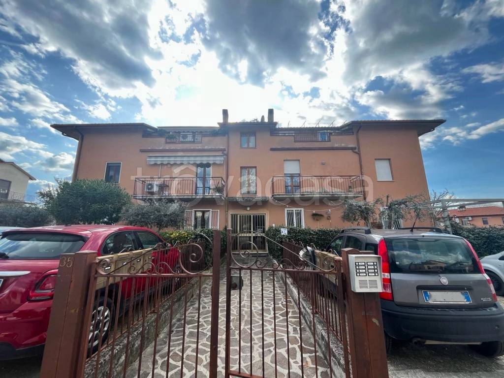 Appartamento in vendita a Spoleto corso Flaminio