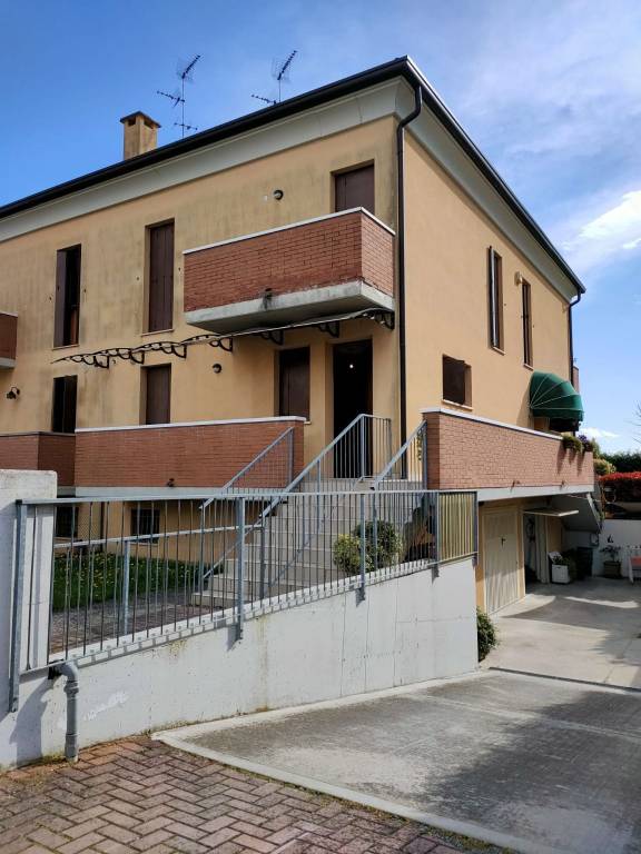 Appartamento in vendita a Montagnana via Antonio Dresseno, 43
