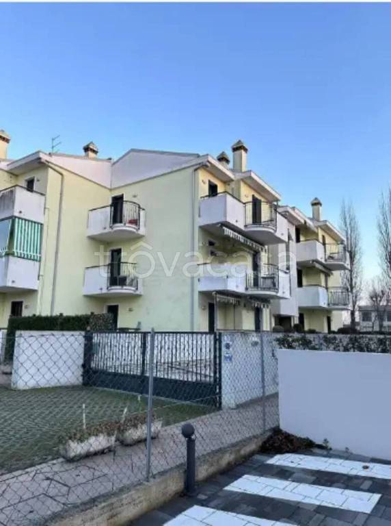 Appartamento in vendita a Cavallino-Treporti via Lignano