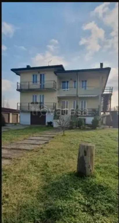 Casa Indipendente in vendita a Tribano via Legnosa
