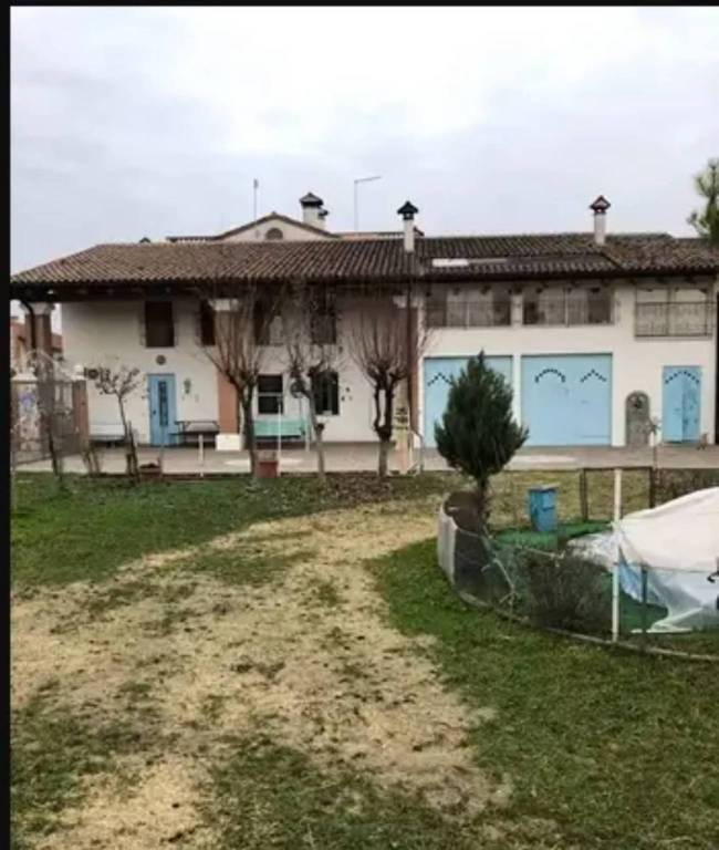 Villa in vendita a Carmignano di Brenta via Borghi