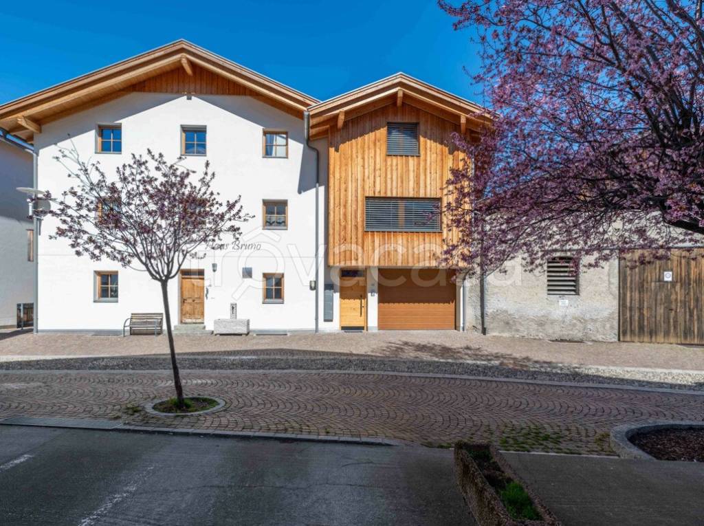 Appartamento in vendita a Prato allo Stelvio via Mühlbach