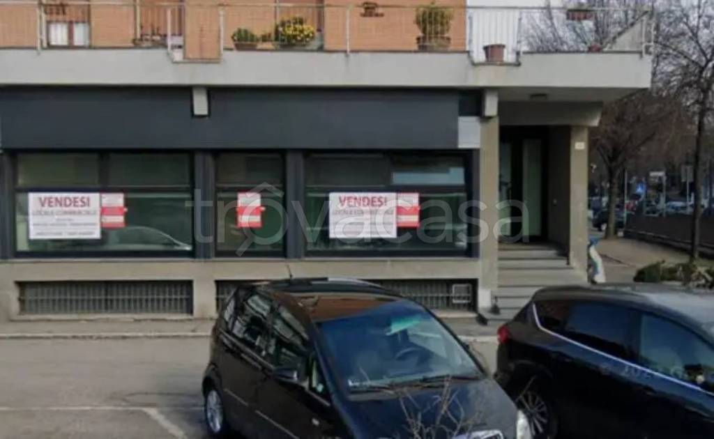 Negozio in vendita a Santarcangelo di Romagna viale Giuseppe Mazzini