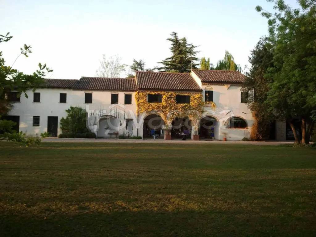 Casale in vendita a San Biagio di Callalta via Valdrigo