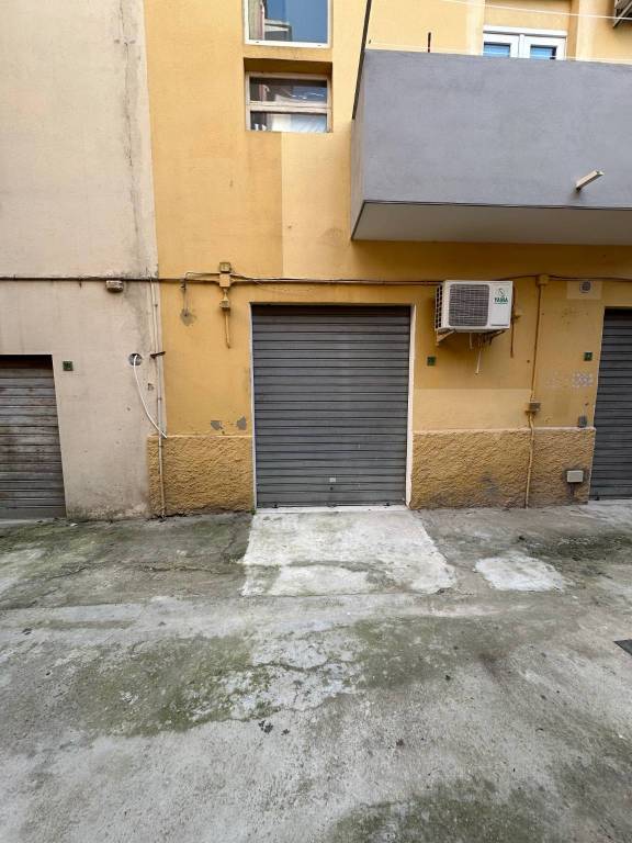 Magazzino in in vendita da privato a Cagliari piazza Antonio Maxia, 20