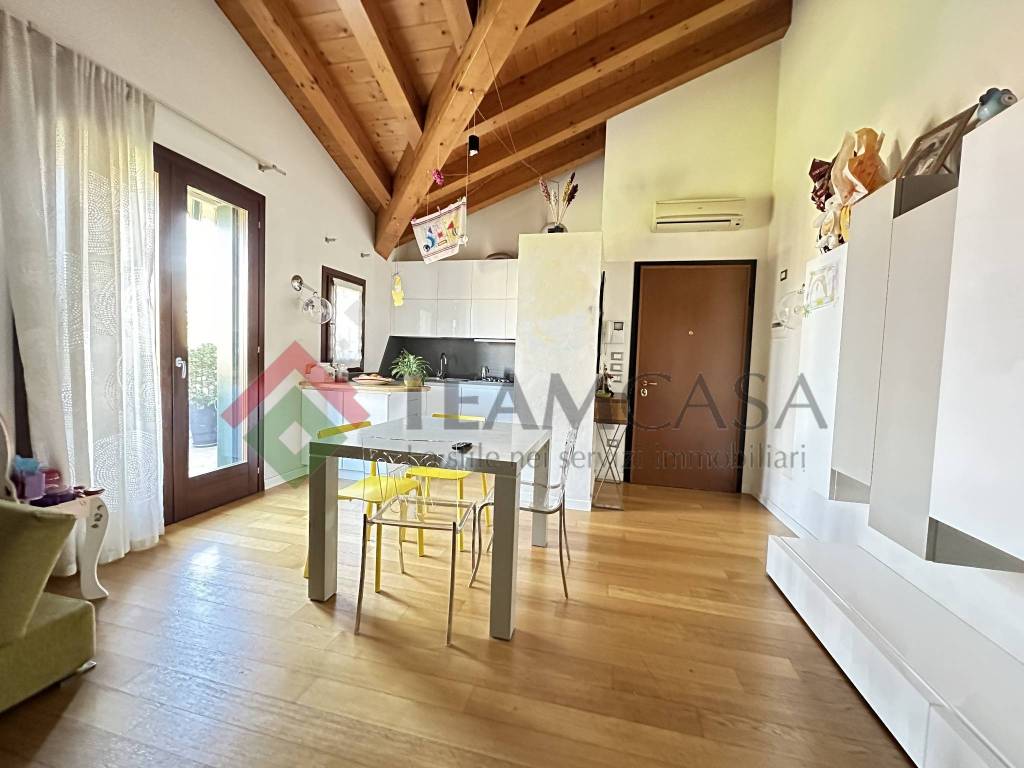 Appartamento in vendita a Oderzo via Altinate, 31