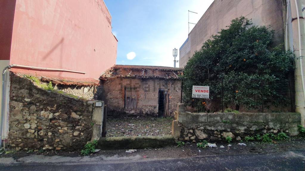 Terreno Agricolo in vendita a Sant'Alessio Siculo via Dei Cipressi, 8