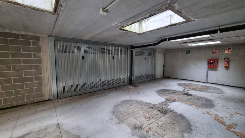 Garage in vendita a Cormano via Dante Alighieri, 55