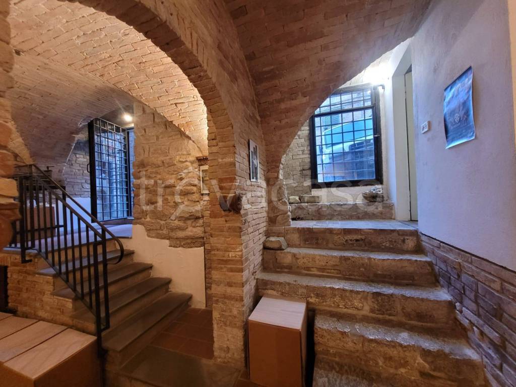 Appartamento in vendita a Perugia via Cesare Caporali