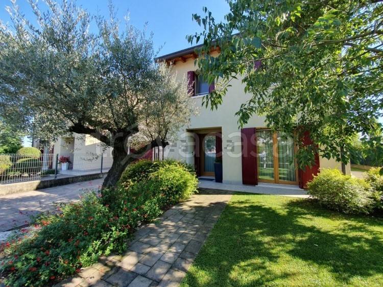 Casa Indipendente in in vendita da privato a Ponzano Veneto via Volpago Sud