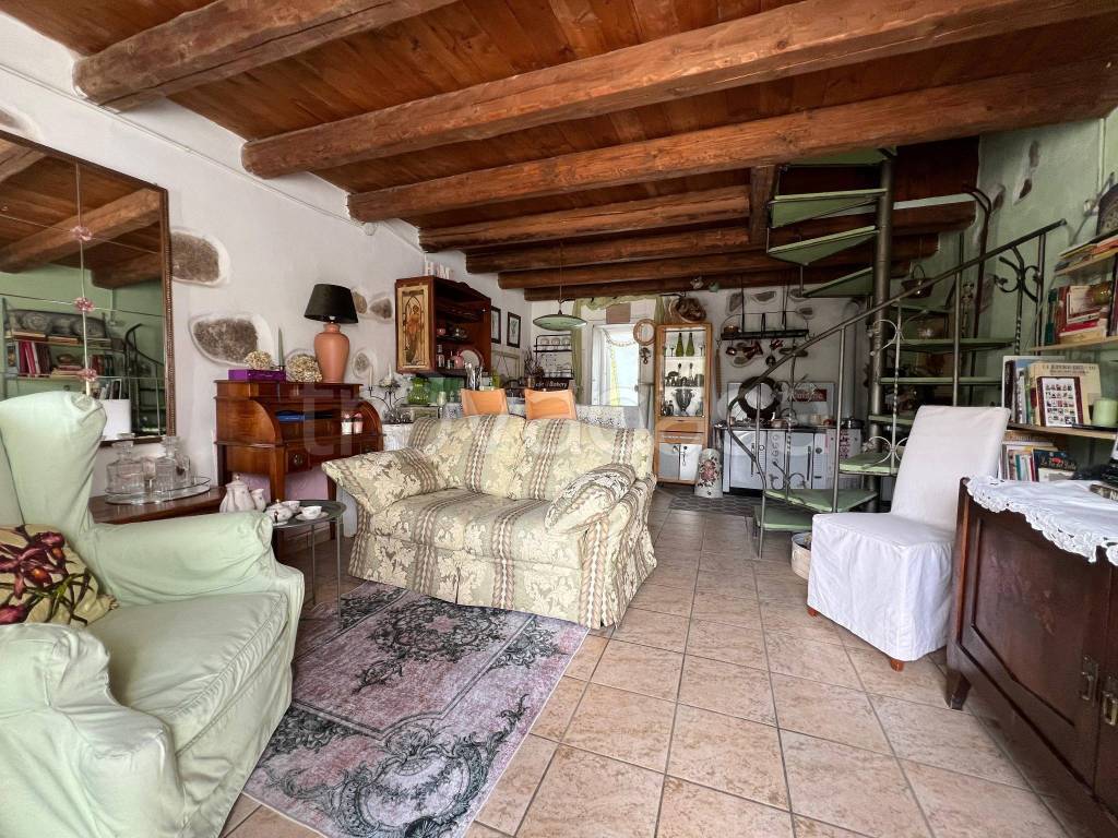 Villa a Schiera in vendita a Galzignano Terme via Antonio Canova, 2