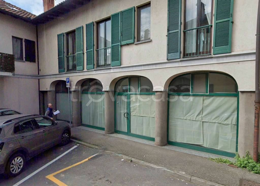 Negozio in vendita a Siziano via Sant'Anna 12