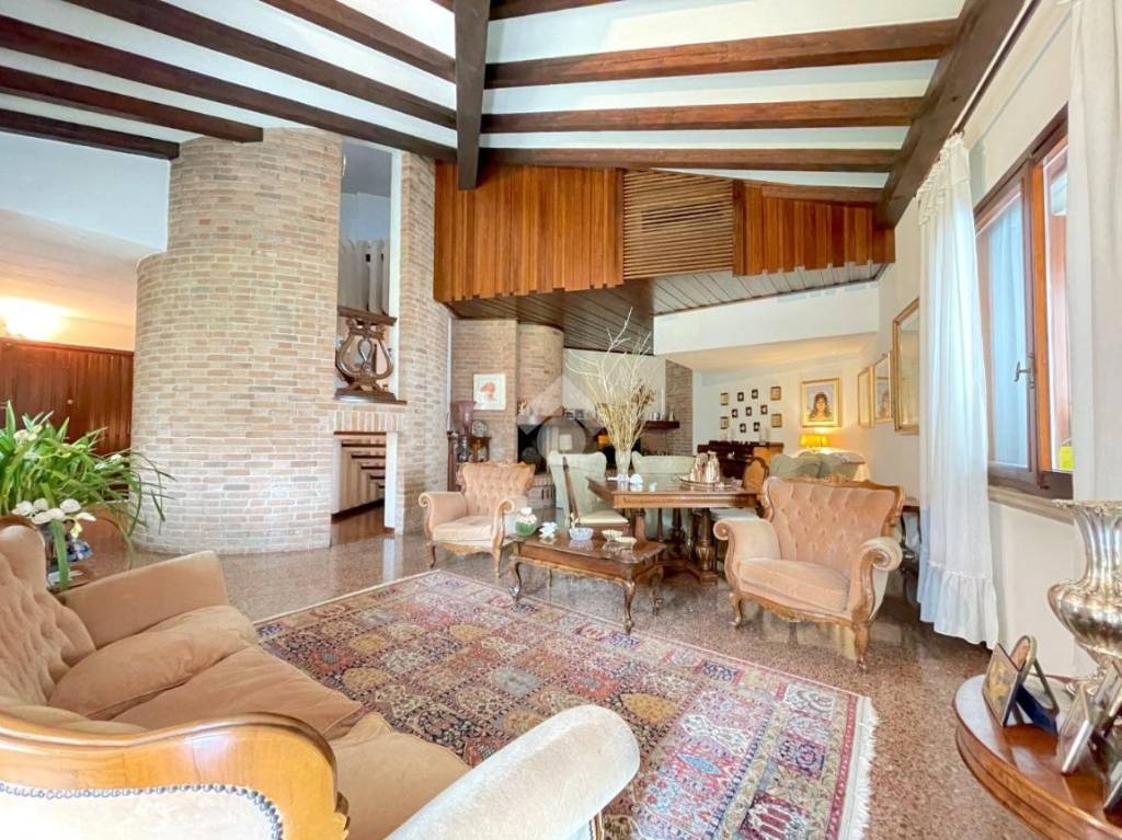 Villa in vendita a Padova via Beata Eustochio, 2
