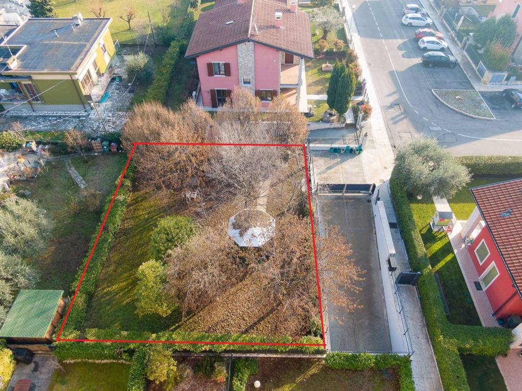 Terreno Residenziale in vendita a Sant'Ambrogio di Valpolicella via Caduti di Nassirya