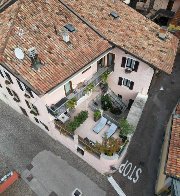 Casa Indipendente in vendita a Dro via Sant'Antonino