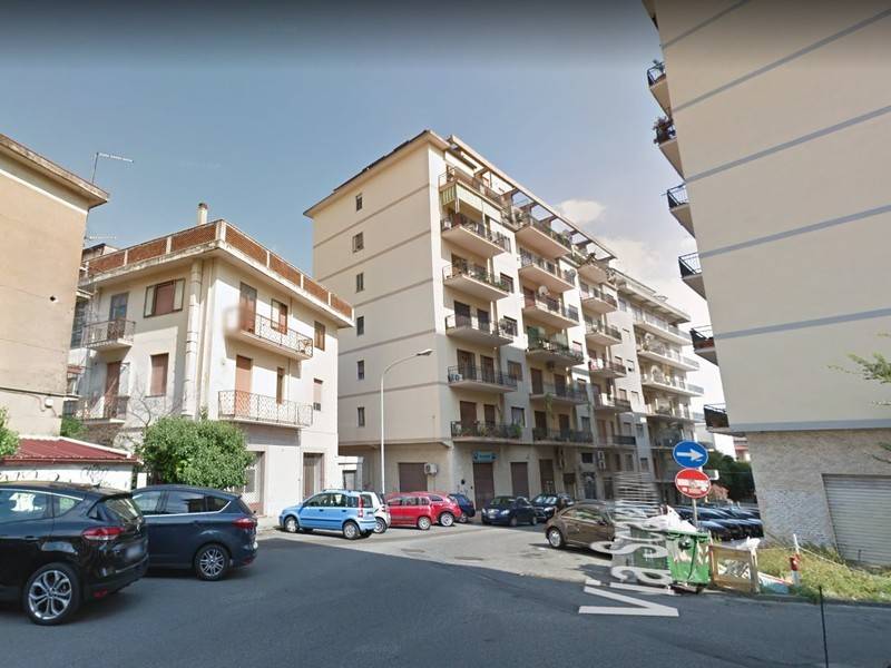 Appartamento in affitto a Lamezia Terme via Scaramuzzino, 17