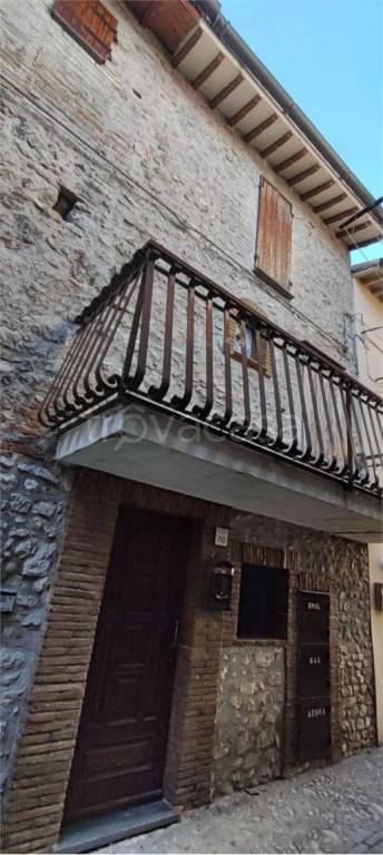 Casa Indipendente in vendita a Spoleto loc. Protte