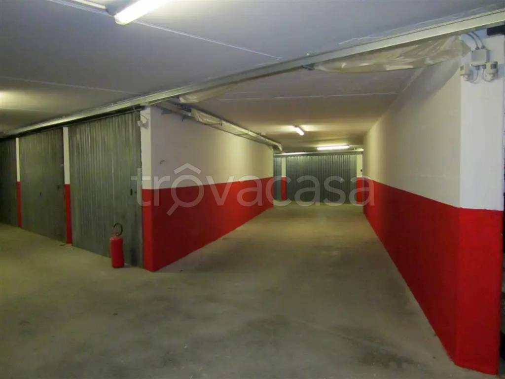 Garage in vendita a Clusone pavia