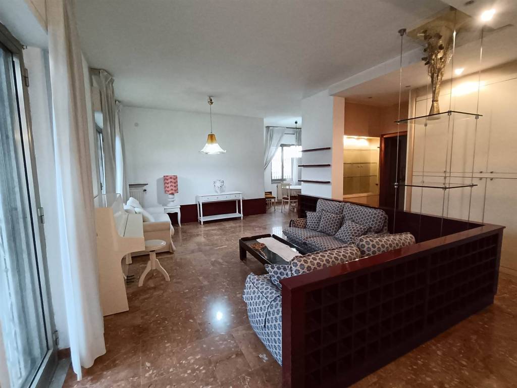 Appartamento in affitto a Santa Maria Capua Vetere via augusto righi