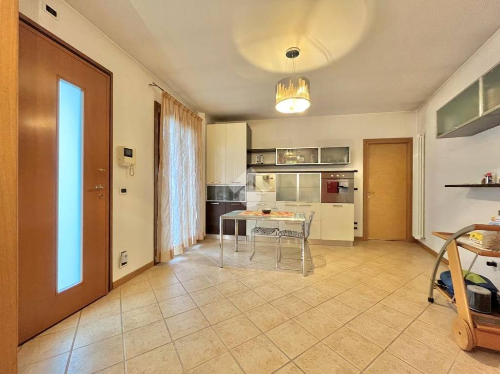 Appartamento in vendita a Castelfranco Veneto via Rossini, 20