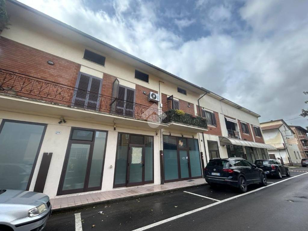 Appartamento in vendita a Deruta via Giacomo Matteotti, 9