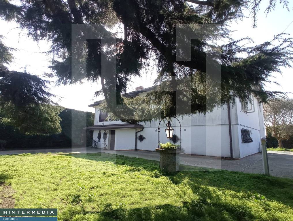 Villa in vendita a Vigonovo via Don Luigi Sturzo
