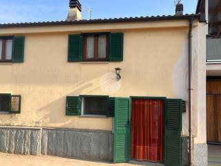 Casa indipendente in vendita a bagnolo piemonte via barrata, 58