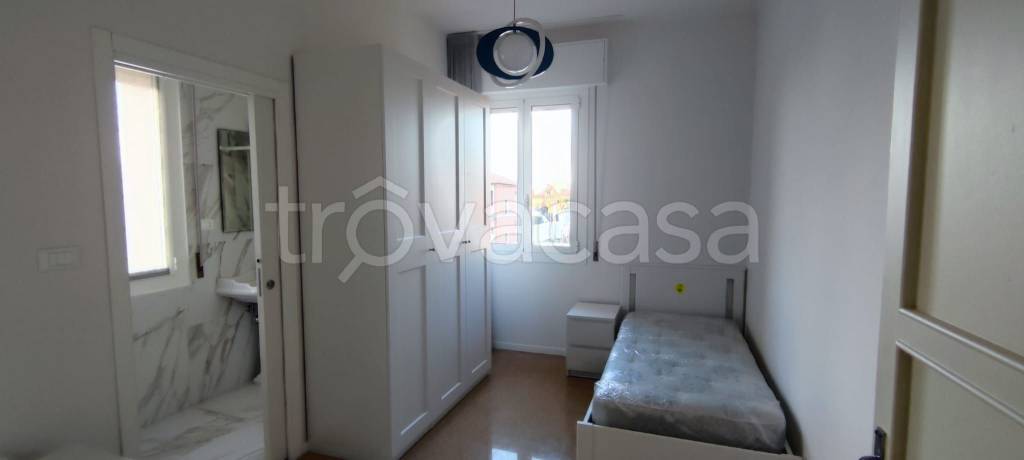 Appartamento in affitto a Bologna via Francesco Orioli, 23