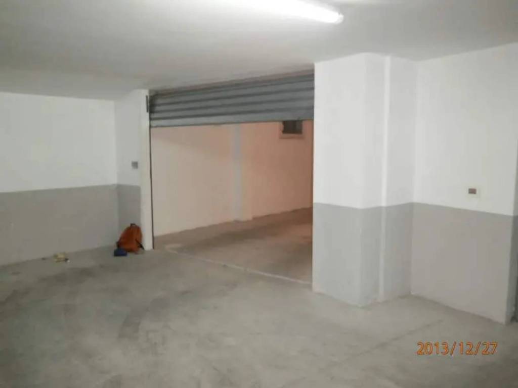 Garage in vendita a Lesina via Palermo