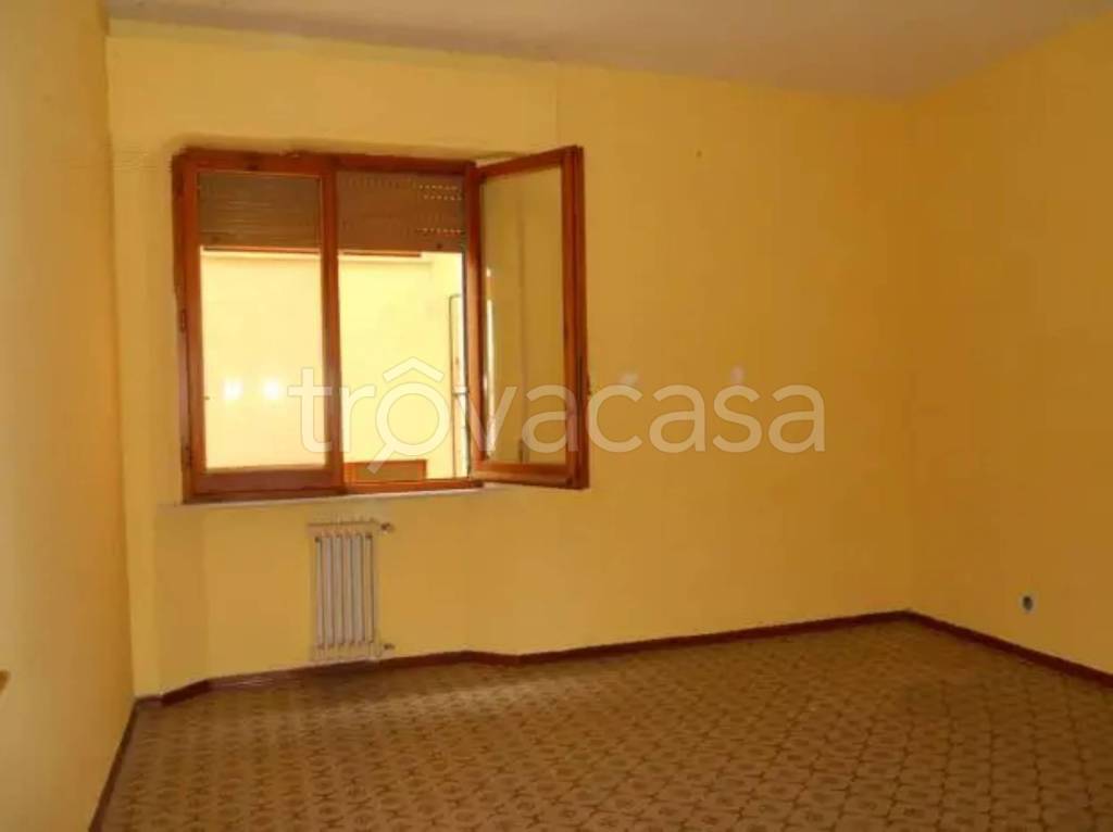 Appartamento in vendita a Cetona via Remo Cacioli