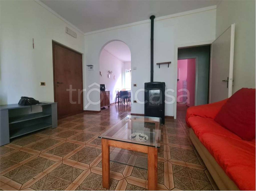 Casa Indipendente in vendita a Spoleto località Bazzano