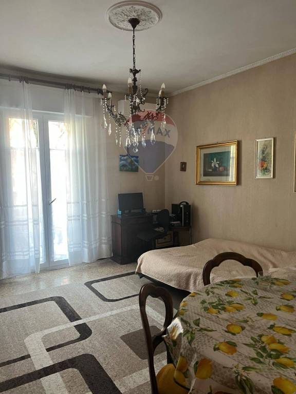 Appartamento in affitto a Parma via Emilia Est, 80