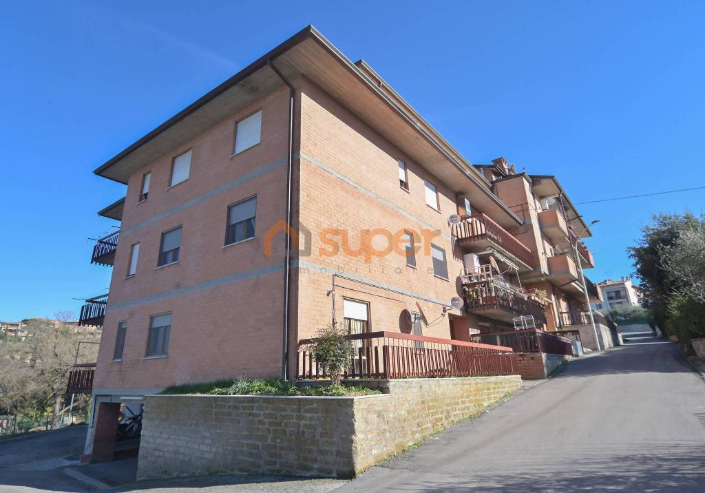 Appartamento in vendita a Piegaro via Papa Giovanni XXIII