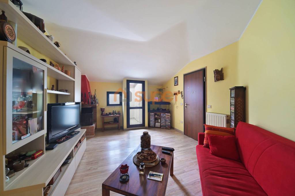 Appartamento in vendita a Corciano via Santorre di santarosa